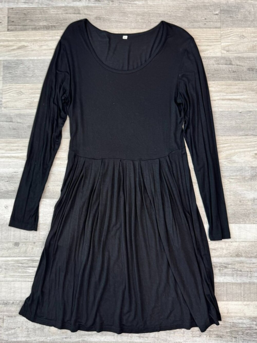 Black Stretch Knit A-Line Dress Size Large Long Sleeve, Pockets, Midi J50